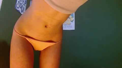 Roxie online show from 02/13/26, 01:56