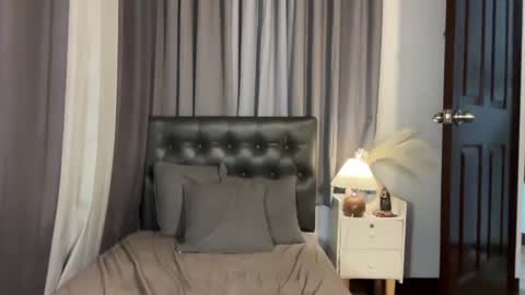 Snapshot of roxiethogersen chatting on 07/14/26, 10:09 roxiethogersen online show from 07/14/26, 10:09
