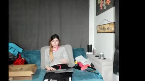 roxihazeleyes online show from 01/16/26, 06:12