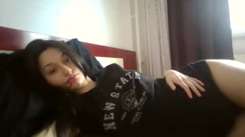 roxxanne194711672836 online show from 03/22/26, 01:36