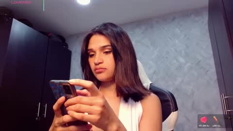 roxxi_2110 online show from 01/06/26, 03:54