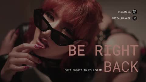 Snapshot of roxxxevelvet chatting on 02/11/25, 07:05 Roxx IG  online show from 02/11/25, 07:05