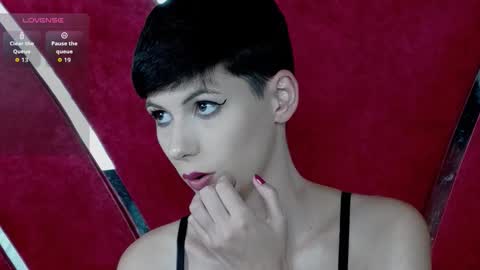 Snapshot of roxxy_rouge chatting on 10/03/25, 07:55 Roxy online show from 10/03/25, 07:55