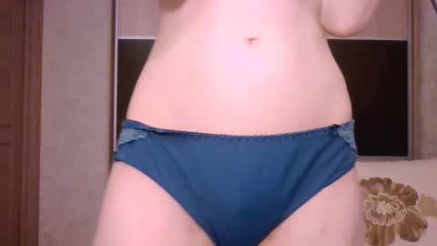 Snapshot of roxxywharton chatting on 03/15/26, 05:30 Roxxy Wharton online show from 03/15/26, 05:30