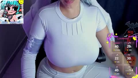 Annah  online show from 11/01/25, 09:00