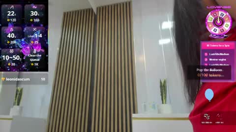 Snapshot of roxy_flame_ chatting on 04/23/26, 12:29 Roxy online show from 04/23/26, 12:29
