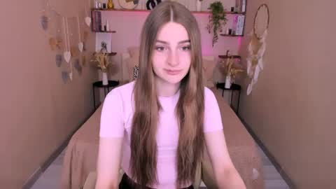 Snapshot of roxy_kisss chatting on 05/18/26, 08:09 Roxy online show from 05/18/26, 08:09