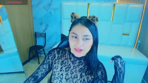 Snapshot of roxy_luxe_tf chatting on 05/06/26, 01:38 Roxy online show from 05/06/26, 01:38