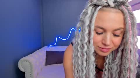 Roxy online show from 01/29/25, 05:09