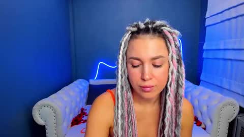 Roxy online show from 12/03/25, 02:08