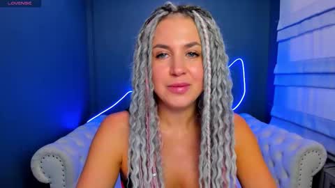 Snapshot of roxy_mars chatting on 03/21/26, 02:27 Roxy online show from 03/21/26, 02:27