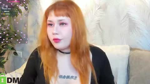 Snapshot of roxy_moor chatting on 06/17/26, 09:01 Roxy online show from 06/17/26, 09:01