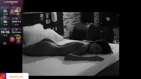 R O X Y  online show from 12/15/24, 01:32