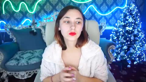 Snapshot of roxy_rayy chatting on 12/19/24, 08:02 roxy_rayy online show from 12/19/24, 08:02