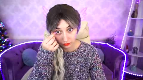 Snapshot of roxy_rayy chatting on 12/31/24, 07:51 roxy_rayy online show from 12/31/24, 07:51