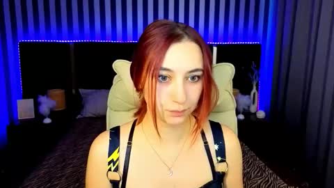 Snapshot of roxy_rayy chatting on 10/16/25, 06:03 roxy_rayy online show from 10/16/25, 06:03