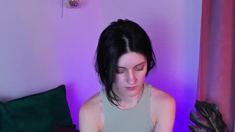 Snapshot of roxy_riot_ chatting on 01/31/25, 07:39 roxy_riot_ online show from 01/31/25, 07:39