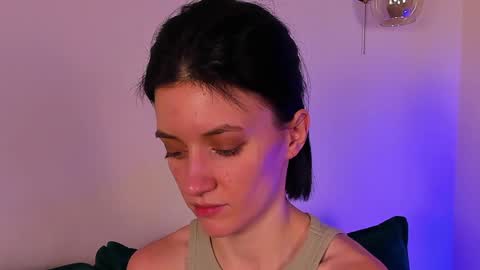 Snapshot of roxy_riot_ chatting on 02/02/25, 07:41 roxy_riot_ online show from 02/02/25, 07:41