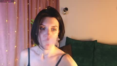 Snapshot of roxy_riot_ chatting on 02/04/25, 04:26 roxy_riot_ online show from 02/04/25, 04:26