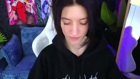 Snapshot of roxy_riot_ chatting on 02/18/25, 04:37 roxy_riot_ online show from 02/18/25, 04:37