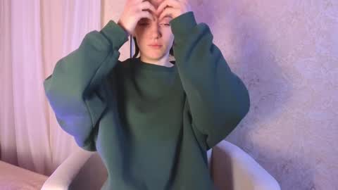 Snapshot of roxy_riot_ chatting on 02/26/25, 01:21 roxy_riot_ online show from 02/26/25, 01:21