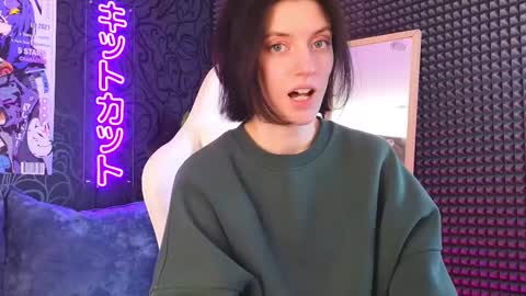 Snapshot of roxy_riot_ chatting on 02/26/25, 07:31 roxy_riot_ online show from 02/26/25, 07:31