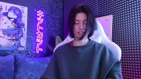 Snapshot of roxy_riot_ chatting on 02/28/25, 01:47 roxy_riot_ online show from 02/28/25, 01:47