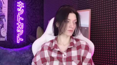 Snapshot of roxy_riot_ chatting on 03/10/25, 01:23 roxy_riot_ online show from 03/10/25, 01:23