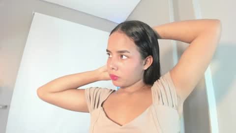 Snapshot of roxy_stone1 chatting on 07/15/26, 07:30 roxy_stone1 online show from 07/15/26, 07:30