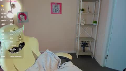 Snapshot of roxy_sunny chatting on 10/07/25, 09:28 Roxy GMT2 Mon 10 AM - 4 PMTue 10 AM - 4 PM Wed 10 AM - 4 PM Sat 10 AM - 4 PM Sun 10 AM - 4 PM. online show from 10/07/25, 09:28