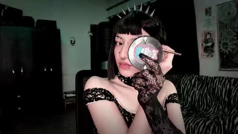 Roxy Independient model Help me to reach 50 thumbs up online show from 02/27/26, 01:05