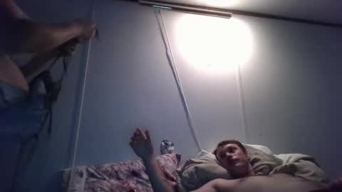 Roxy and Brock online show from 09/10/25, 12:38