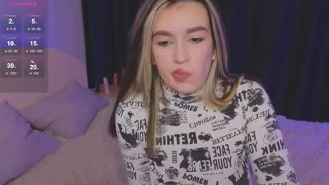 Roxy online show from 02/19/25, 03:16