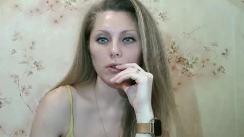 roxyfox18x01 online show from 01/11/26, 09:25