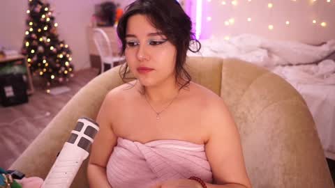 Snapshot of roxysuh chatting on 01/02/25, 11:09 roxysuh online show from 01/02/25, 11:09