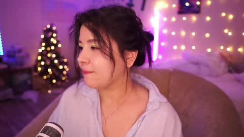 Snapshot of roxysuh chatting on 01/13/25, 07:00 roxysuh online show from 01/13/25, 07:00