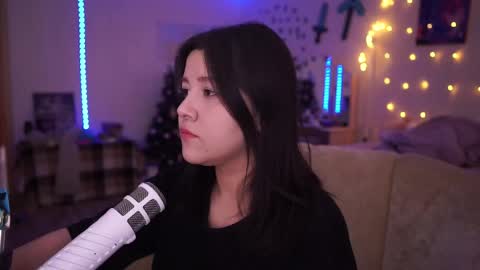 Snapshot of roxysuh chatting on 03/05/25, 08:00 roxysuh online show from 03/05/25, 08:00