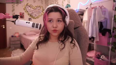 roxysuh online show from 04/09/26, 07:47