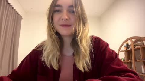 Roxy online show from 03/13/26, 07:42