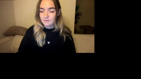 Roxy online show from 06/05/26, 12:33