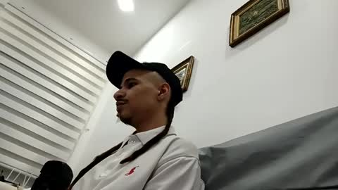 Snapshot of roy_master chatting on 10/03/25, 11:57 roy_master online show from 10/03/25, 11:57