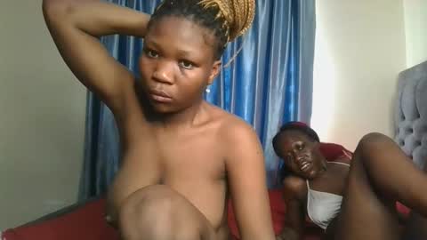 Snapshot of royal_goddes chatting on 11/26/25, 11:11 goddes online show from 11/26/25, 11:11