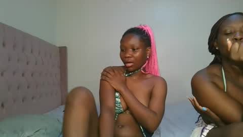 Snapshot of royal_goddes chatting on 03/08/26, 02:04 goddes online show from 03/08/26, 02:04