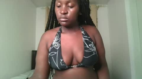 royal_goddes2 online show from 07/27/26, 03:41