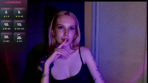 angela online show from 06/04/26, 08:37