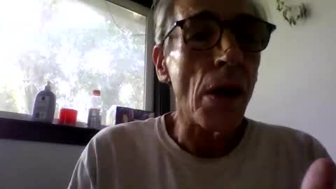 Snapshot of royboy2561 chatting on 04/02/26, 11:46 Roy Murrin online show from 04/02/26, 11:46