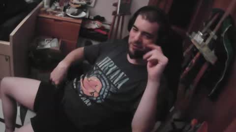 Snapshot of royer04 chatting on 10/06/25, 02:20 royer04 online show from 10/06/25, 02:20