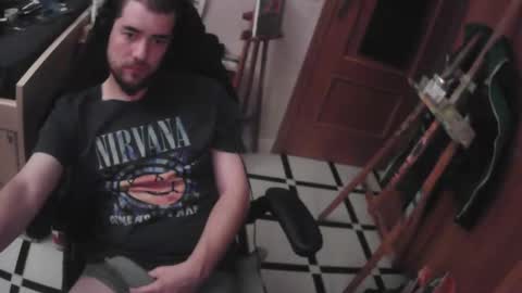 Snapshot of royer04 chatting on 10/07/25, 10:51 royer04 online show from 10/07/25, 10:51