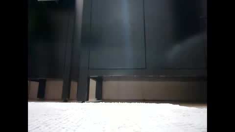 Snapshot of royjames1 chatting on 04/23/26, 05:15 royjames1 online show from 04/23/26, 05:15