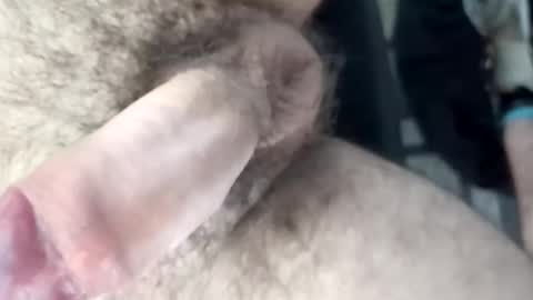 Snapshot of roymaxette chatting on 11/14/25, 04:06 SkankyNuggey online show from 11/14/25, 04:06